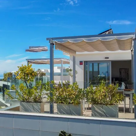 Exclusive & Luxury Penthouse In Cabopino With Stunning Sea Views - By Seitz Apartmets 아파트