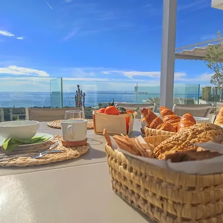 Exclusive & Luxury Penthouse In Cabopino With Stunning Sea Views - By Seitz Apartmets 아파트 *