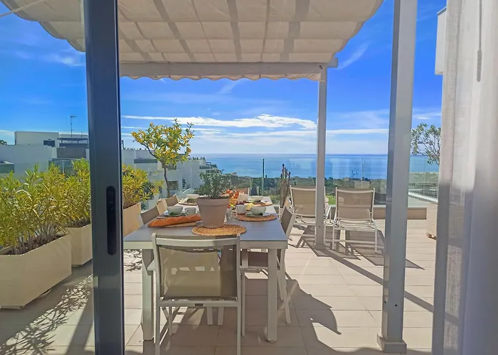 아파트 Exclusive & Luxury Penthouse In Cabopino With Stunning Sea Views - By Seitz Apartmets