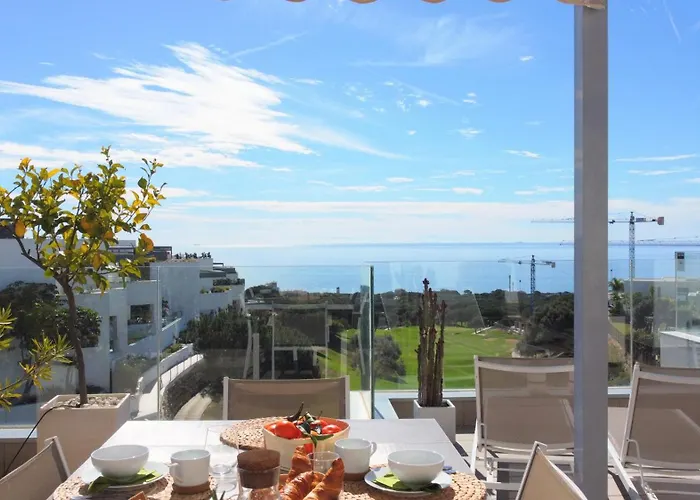 Exclusive & Luxury Penthouse In Cabopino With Stunning Sea Views - By Seitz Apartmets * 마르베야