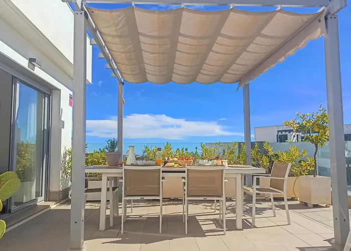 Exclusive & Luxury Penthouse In Cabopino With Stunning Sea Views - By Seitz Apartmets 아파트 마르베야
