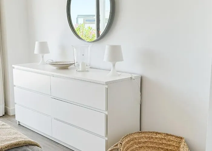Exclusive & Luxury Penthouse In Cabopino With Stunning Sea Views - By Seitz Apartmets 아파트