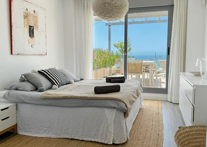 아파트 Exclusive & Luxury Penthouse In Cabopino With Stunning Sea Views - By Seitz Apartmets