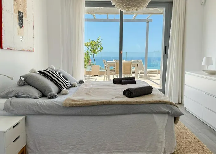 Exclusive & Luxury Penthouse In Cabopino With Stunning Sea Views - By Seitz Apartmets 아파트